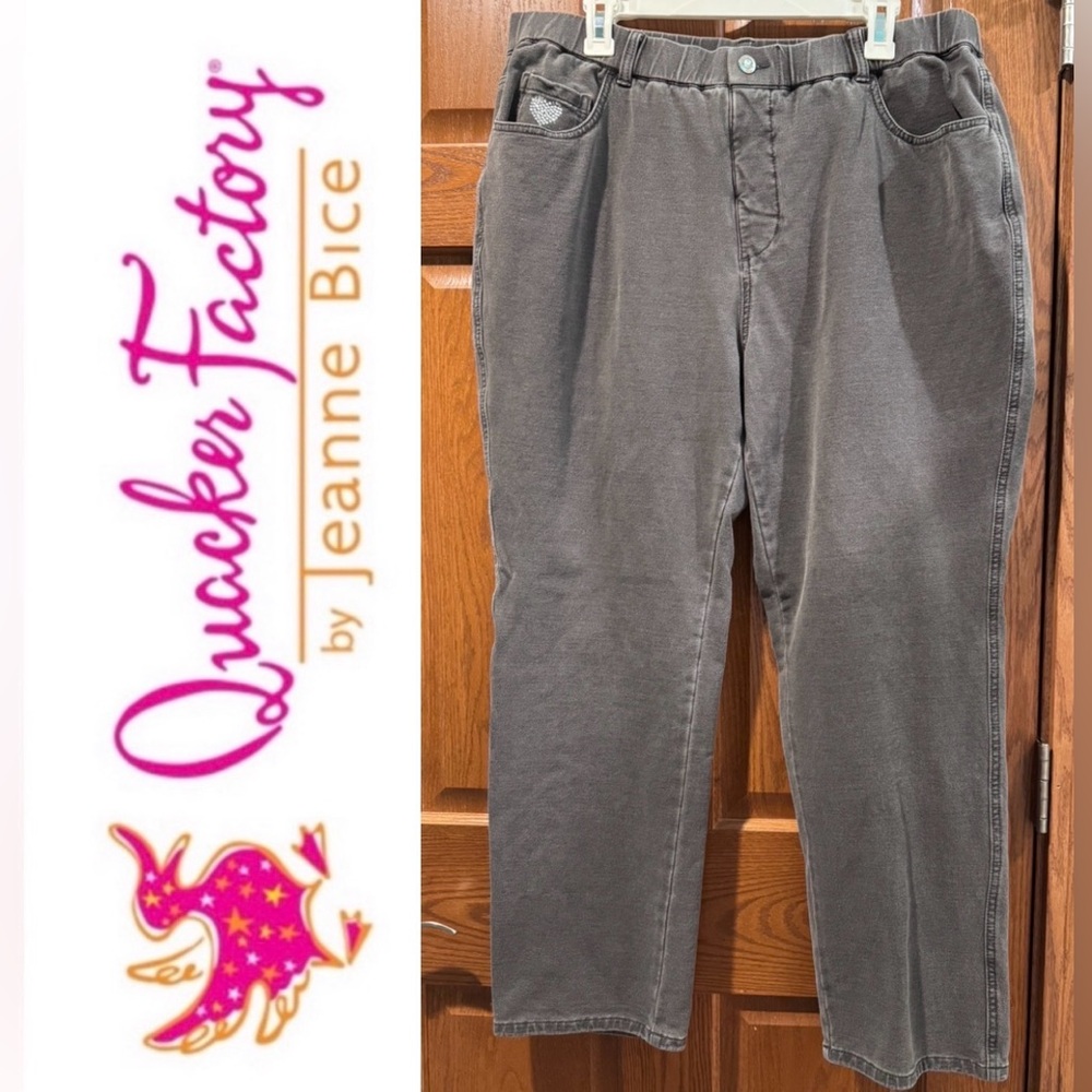 EUC 1X Short Dream Jeanne’s Pull on Jeans in Gray
